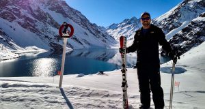 Aprendendo a esquiar em Portillo, às margens da Laguna del Inca