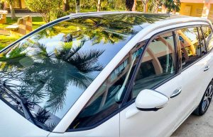 A versão Intensive do Citroen Grand C4 Picasso tem teto panorâmico!