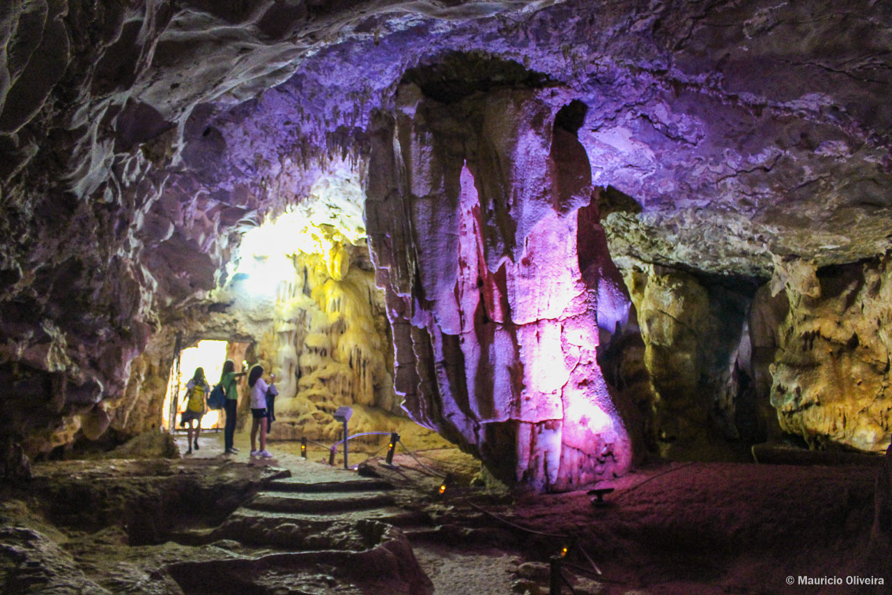 A incrível Gruta do Maquiné, em Cordisburgo - MG