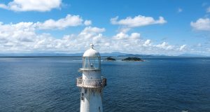Farol das Conchas na Ilha do Mel - PR