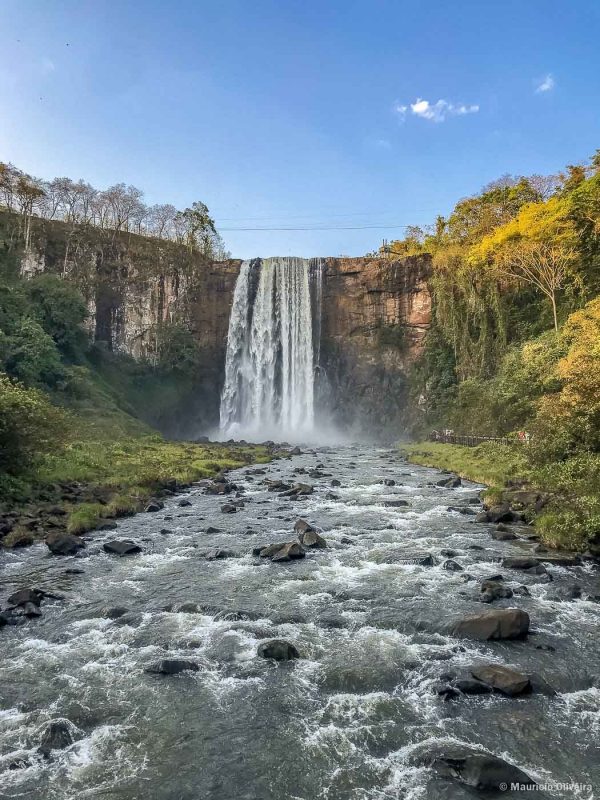 Vista da ponte pênsil para o Salto Majestoso