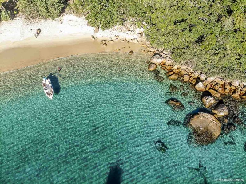 Praia dos Meros em Ilha Grande - RJ